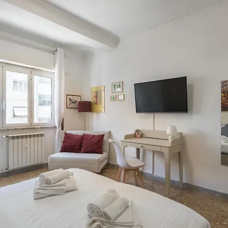 Apartman Cinecitta Gem Flat With Veranda