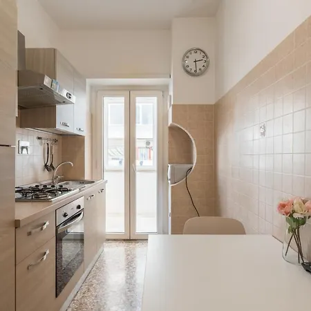 Apartman Cinecitta Gem Flat With Veranda