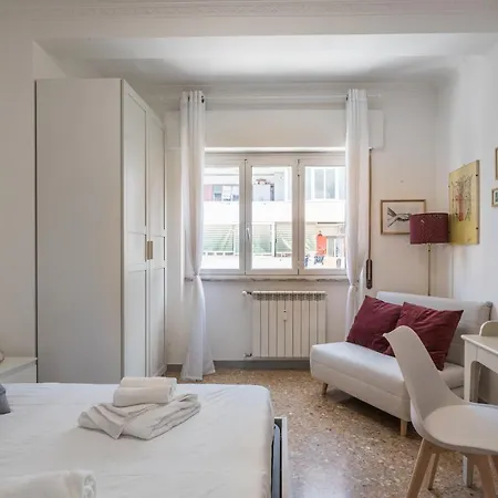 Apartman Cinecitta Gem Flat With Veranda