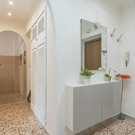 Cinecitta Gem Flat With Veranda Apartman Róma
